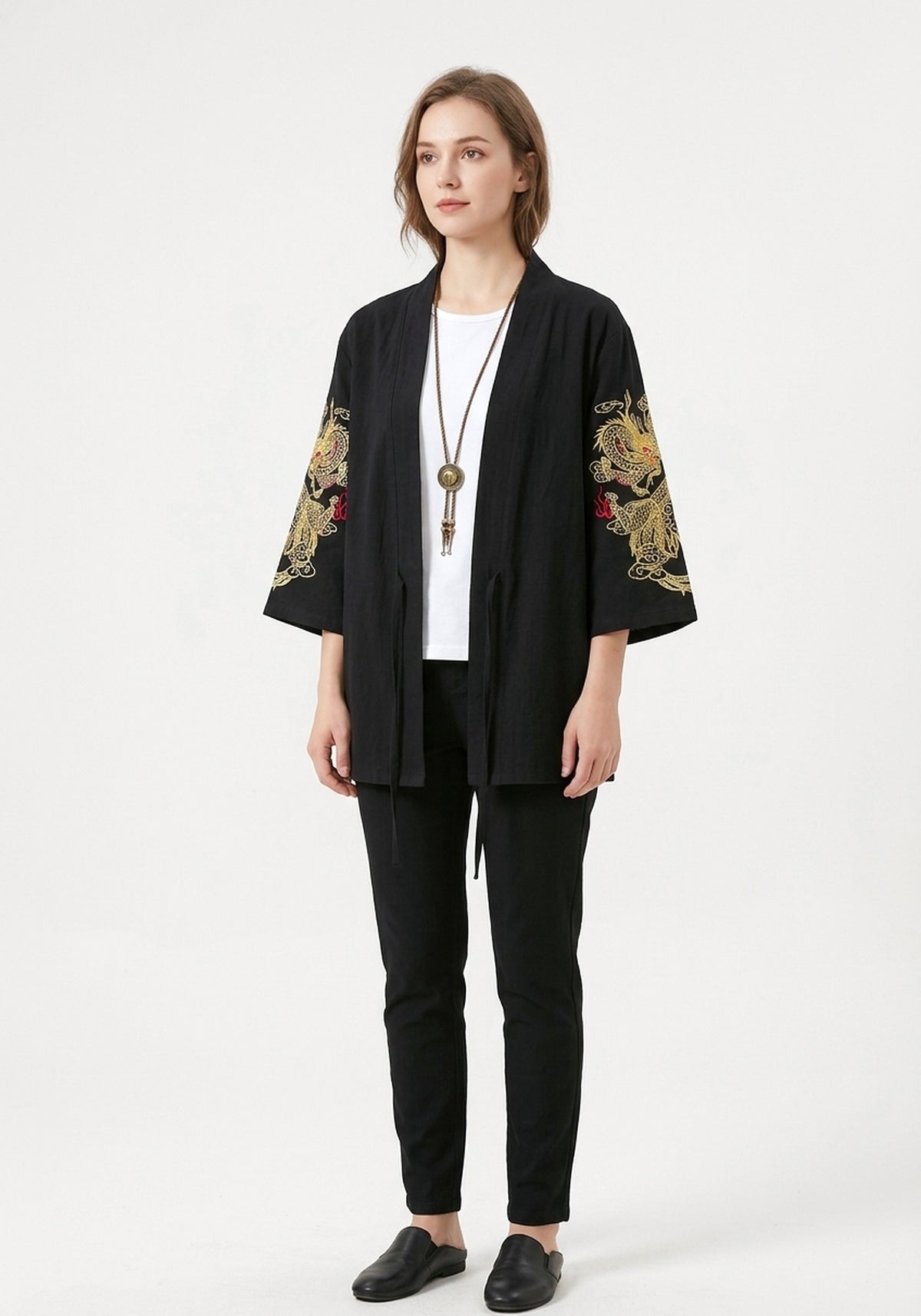 Bestickter Kimono