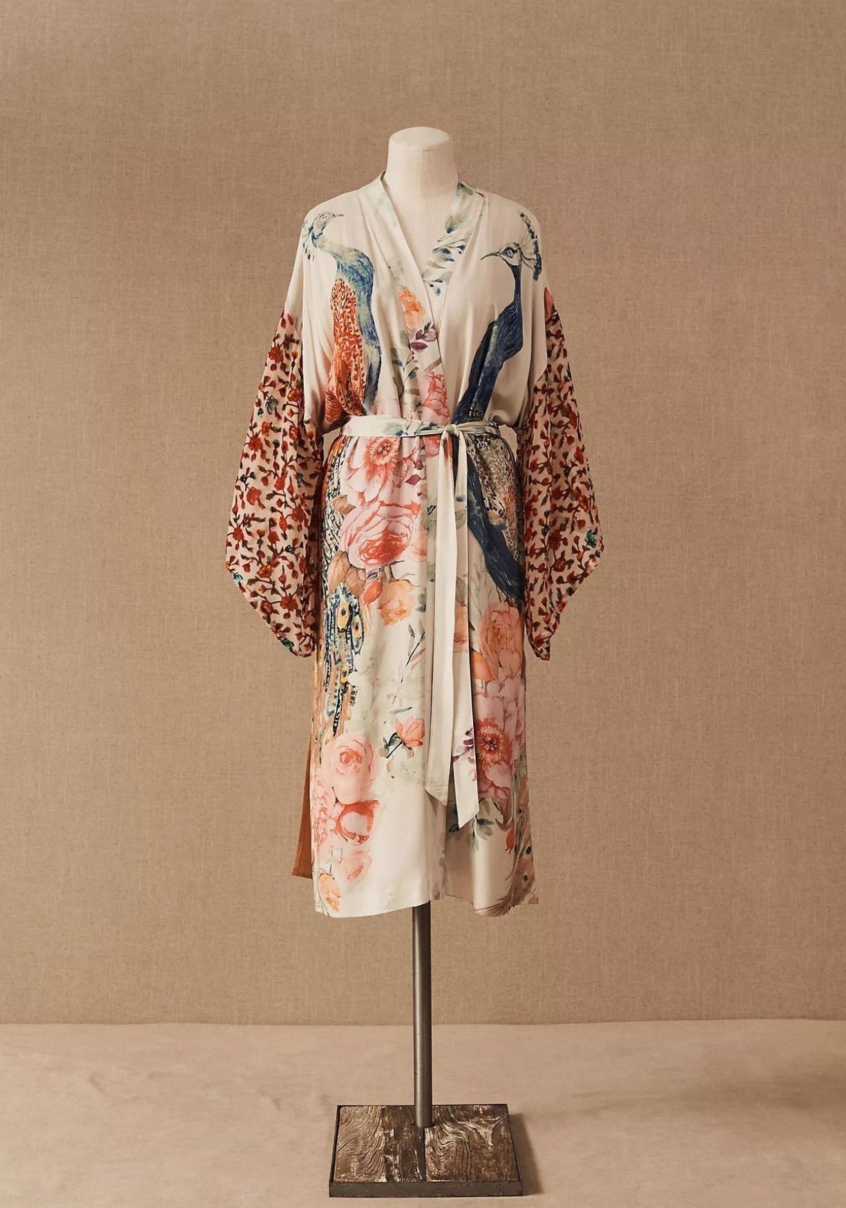 Kimono Weiß Blumen