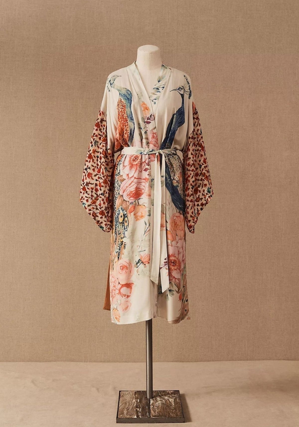 Kimono Weiß Blumen