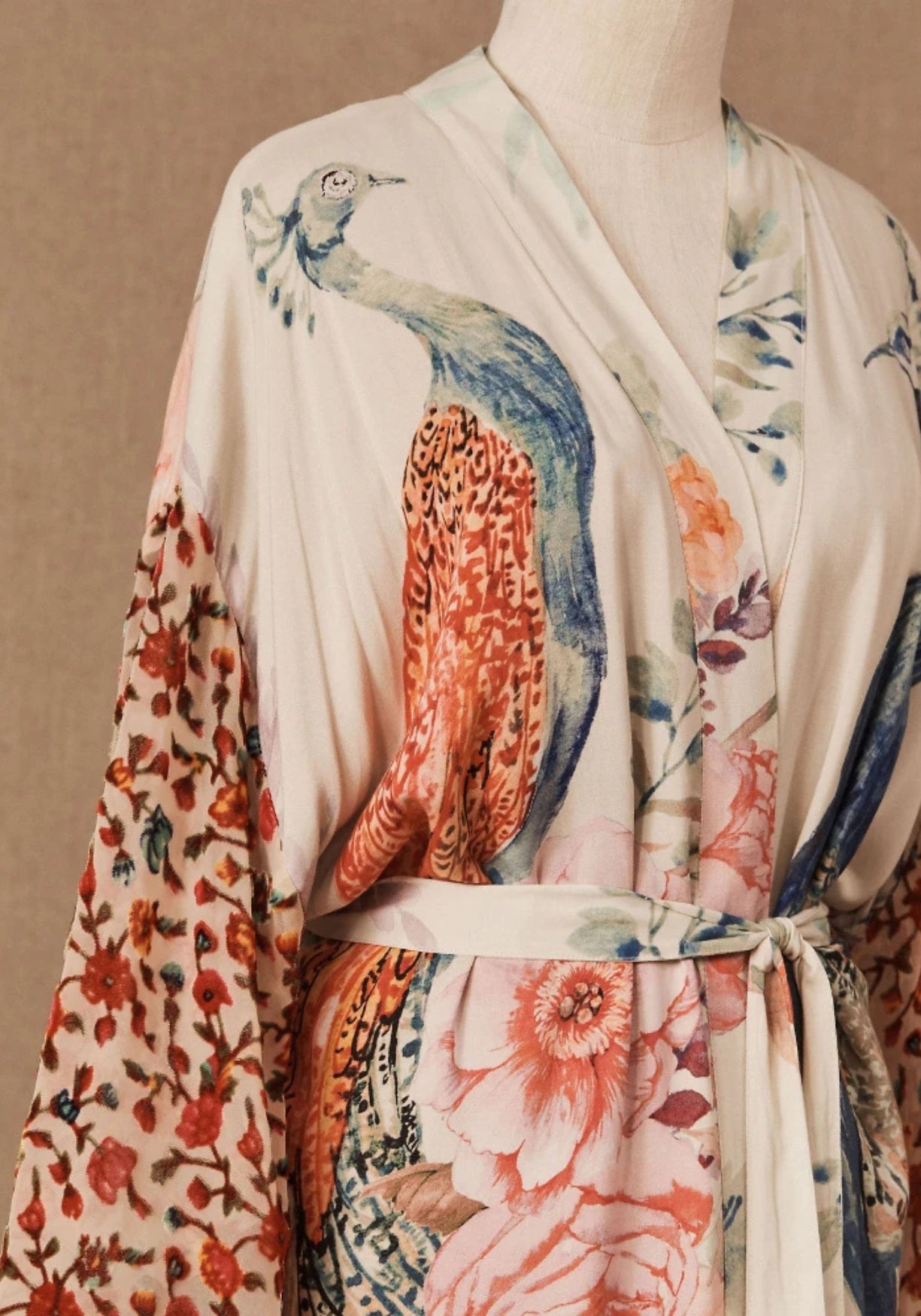 Kimono Weiß Blumen