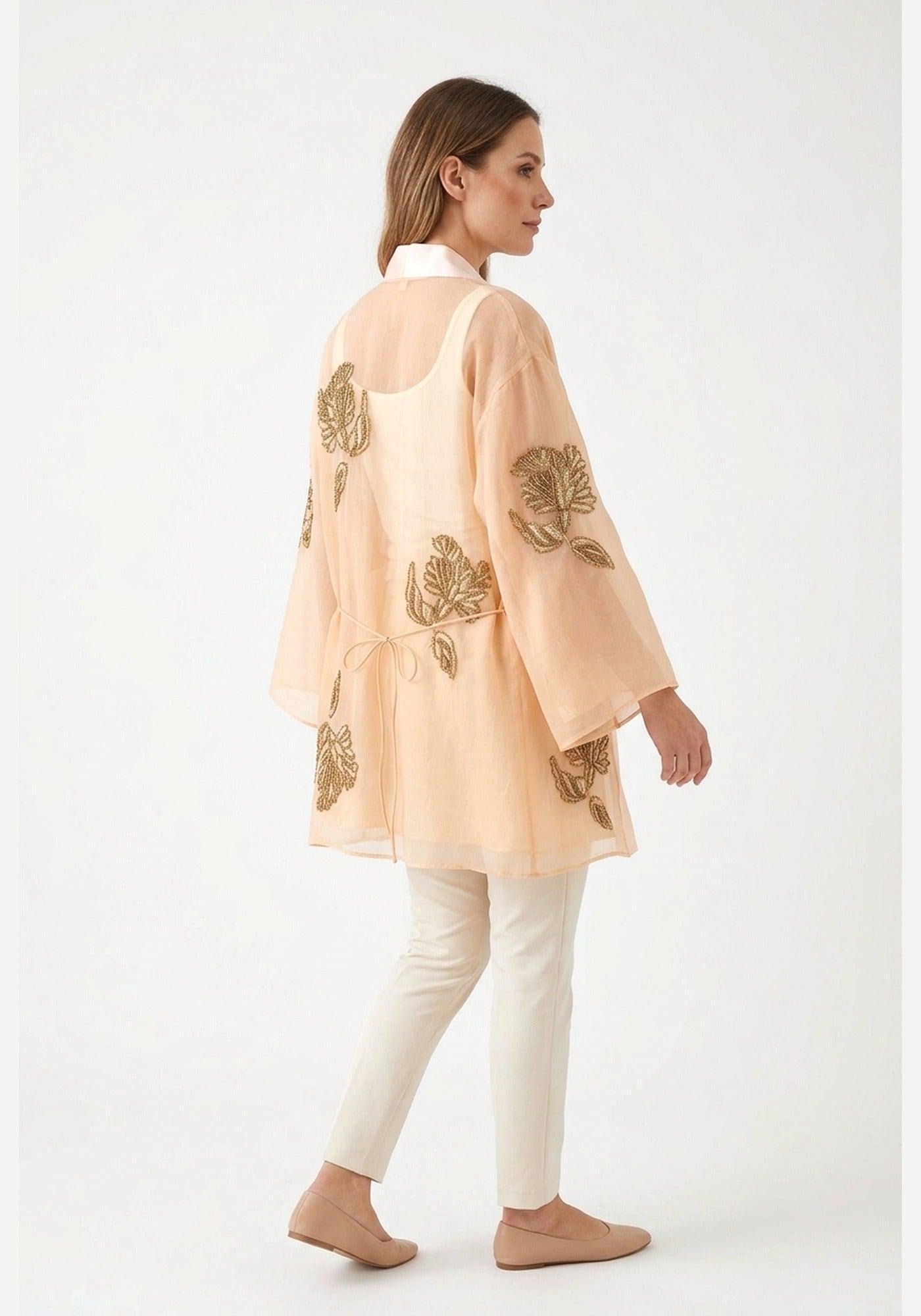 Kimono mit Stickerei