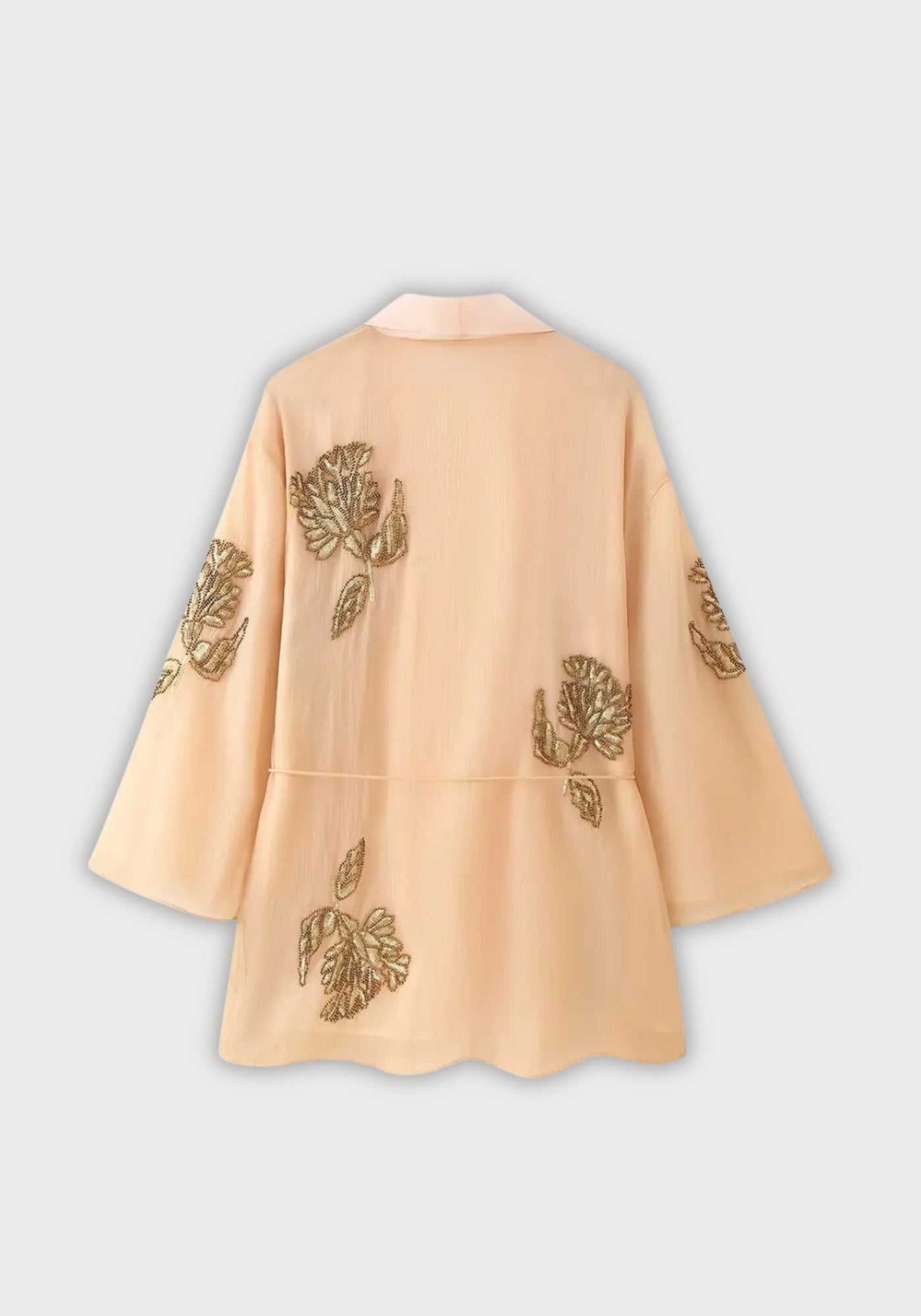 Kimono mit Stickerei