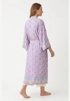 Langer Boho-Kimono Lila mit Streublumen | Sumihana