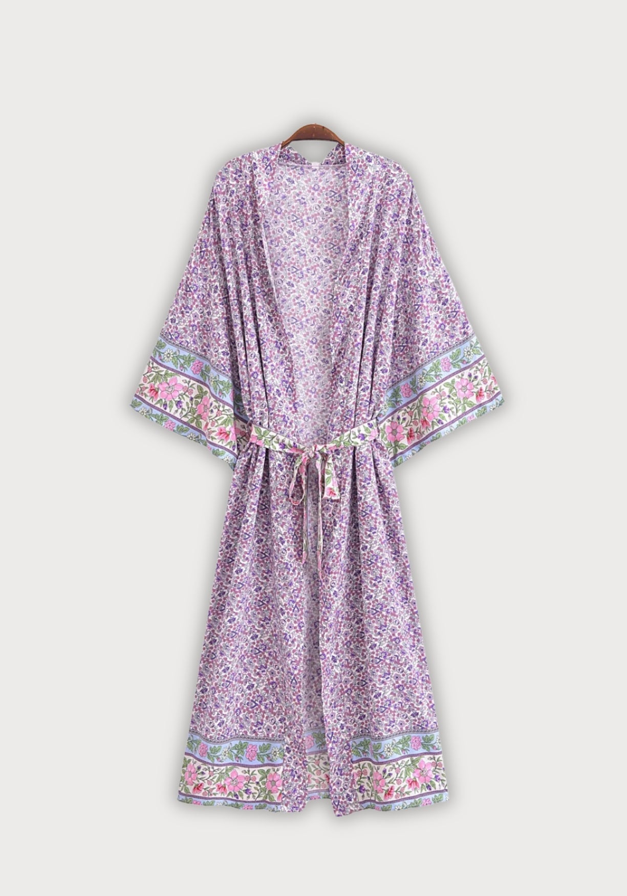 Langer Boho-Kimono Lila mit Streublumen | Sumihana