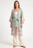 Langer Boho-Kimono Mintgrün mit Rosenmuster