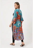 Langer Boho-Kimono Türkis mit Mond und Wolken | Solaria
