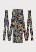 Marineblau mit Blumenmuster