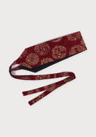 Roter Taillengürtel Breit