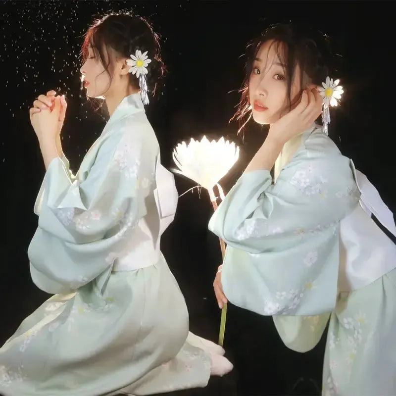 Yukata-Kleid Blumen Grün
