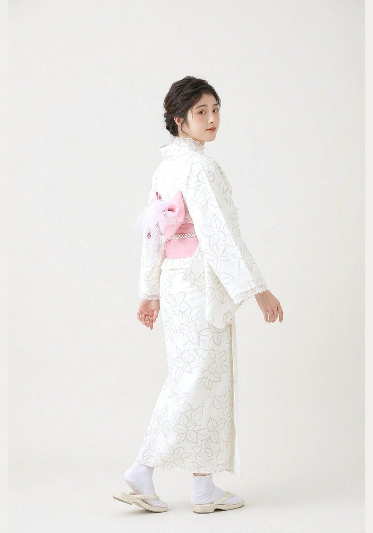 Yukata-Kleid Blumen Weiß